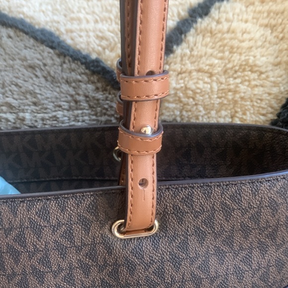 NWT Michael Kors Bedford Tote Bag - Picture 9 of 11